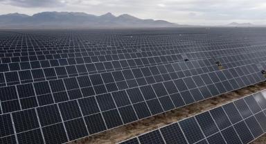 Türkiye güneş enerjisi kapasitesini 2,5 yılda iki katına çıkararak 2025 hedefini geride bıraktı