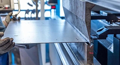 AB, ABD'nin çelik ve alüminyuma ilave vergi uygulaması durumunda karşılık verecek