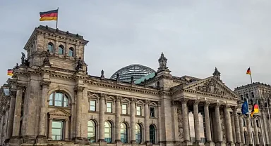 Almanya'da iş dünyasının güveni şubatta yerinde saydı