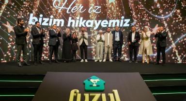 Fuzul, Togg Talihlilerinin Anahtarlarını Teslim Etti