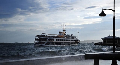 İstanbul'da bazı vapur seferleri iptal edildi