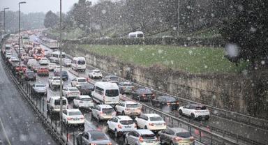 İstanbul'da kar etkisini sürdürüyor