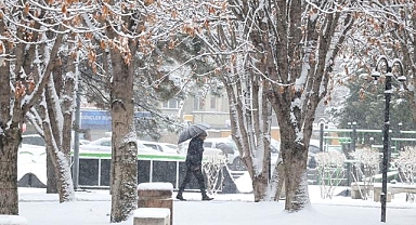 Meteorolojiden bazı iller için kuvvetli kar yağışı uyarısı