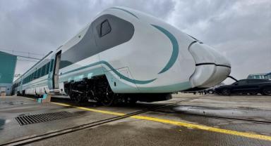 Milli Elektrikli Hızlı Tren Seti'nin gövde kaynağı yapıldı