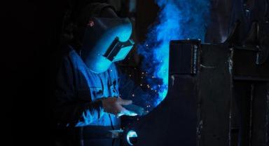 Sanayi sektörü ekonomik büyümeye tekrar katkı vermeye başladı