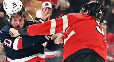 Trump, ABD-Kanada hokey karşılaşması öncesinde 