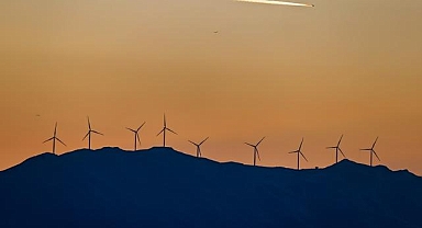 Türkiye'nin elektrik kapasitesinde yenilenebilir enerjinin payı yüzde 60'a yükseldi