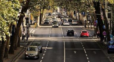 AB'de yeni otomobil satışları şubatta azaldı