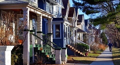 ABD'de bekleyen konut satışları şubatta beklenenden fazla arttı