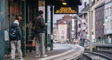 Almanya'da tüketici güveni belirsizlikle düşük seviyede kalmaya devam ediyor