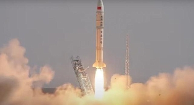 Çin, CERES-1 roketiyle 8 uydu fırlattı