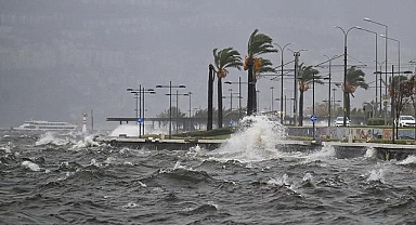 Ege Denizi'nde fırtına uyarısı