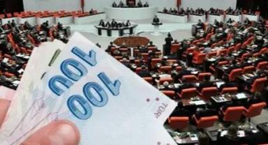 Emekli bayram ikramiyesinin yükseltilmesine  TBMM Genel Kurulunda kabul edildi