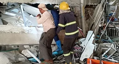 Myanmar'daki depremlerde can kaybı 1000'i aştı