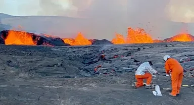 Hawaii'de Kilauea Yanardağı yine lav püskürttü