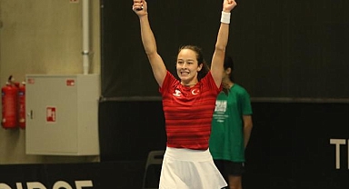 A Milli Kadın Tenis Takımı, Billie Jean King Kupası'nda Fransa'yı yendi