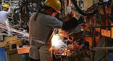 ABD'de imalat sanayi PMI, nisanda beklentilerin üzerine çıktı