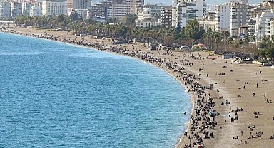 Antalya'da turizmciler sektörün geleceğini konuştu