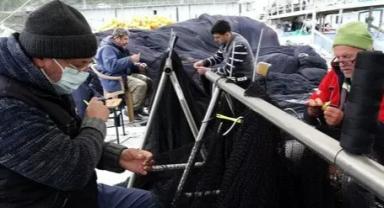 Balıkçılar müsilajdan dolayı ağlarını erken topladı