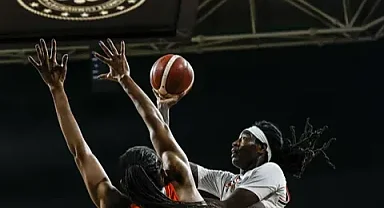 Basketbolda Çimsa ÇBK Mersin-Tango Bourges Basket maçının ardından