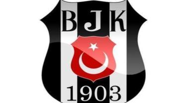 Beşiktaş Kulübü Başkanı Serdal Adalı, futbol takımıyla buluştu