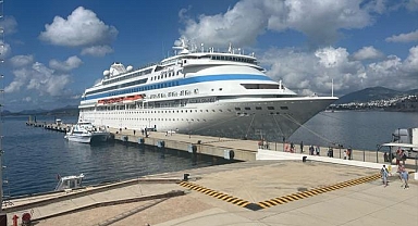 Bodrum'a sezonun ilk kruvaziyeri geldi