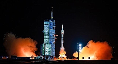 Çin, uzay istasyonuna yeni taykonot ekibini yolladı