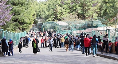 Gaziantep Doğal Yaşam Parkı, bayram tatilinde 150 bin ziyaretçiyi ağırladı