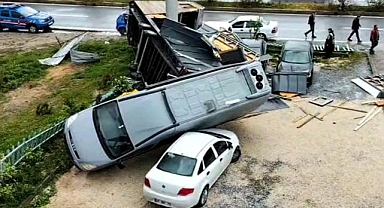 Manavgat'ta hortum hasara yol açtı