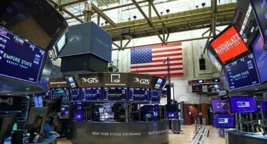 New York borsası, Trump'ın Fed Başkanı Powell'a yönelik eleştirileri sonrası düşüşle kapandı