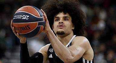 Paris Basketbol'dan Nadir Hifi, THY Avrupa Ligi'nde sezonun yükselen yıldızı seçildi