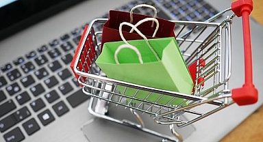 Ticaret Bakanlığının 8 milyar dolarlık e-ihracat hedefine sektörden tam destek geldi