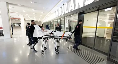 TİKA Başkanı Kayalar, Kuzey Makedonya'daki gece kulübü yangınında yaralananları ziyaret etti