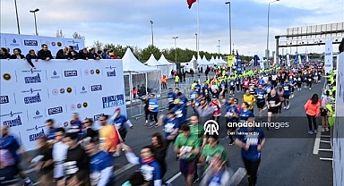 Türkiye İş Bankası 20. İstanbul Yarı Maratonu koşuldu