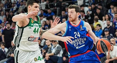 Anadolu Efes, Atina'da