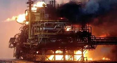 Angola'da petrol platformunda çıkan yangında 3 kişi öldü