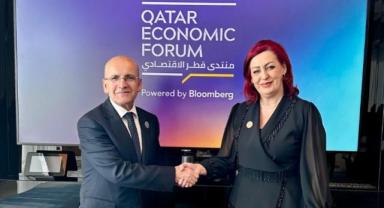 Bakan Mehmet Şimşek, Katar'da reel sektöre Türkiye'deki yatırım fırsatlarını anlattı