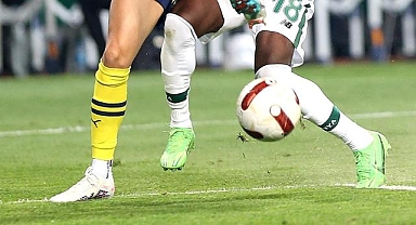Fenerbahçe, sezonu yarın taraftarı önünde oynayacağı Konyaspor maçıyla kapatacak