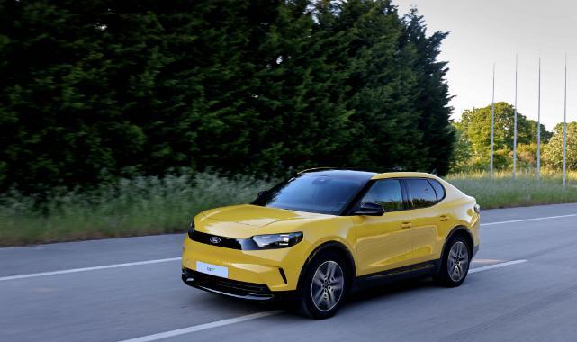 Ford Türkiye Sıradışı Elektrikli Yeni Binek ve Ticari Araçlarını Tanıttı