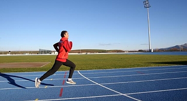 Her gün 30 kilometre koşan milli atlet Derya, gözünü Avrupa Kupası'na dikti