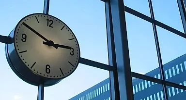 İran'da enerji tasarrufu kapsamında resmi kurumlarda yaz mesai saati uygulanacak