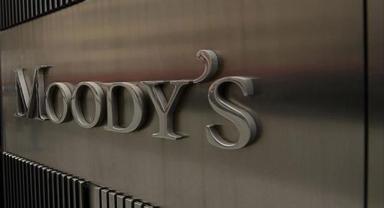 Moody's, ABD'nin kredi notunu düşürdü