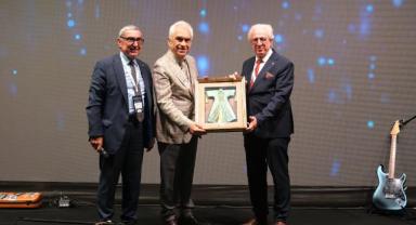 STEEL SUMMIT 2025’TE DEMİR ÇELİK SEKTÖRÜNÜN GELECEĞİ MASAYA YATIRILDI