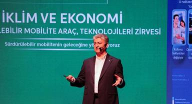 TOGG Üst Yöneticisi Karakaş, Kocaeli'de mobilite zirvesinde konuştu: