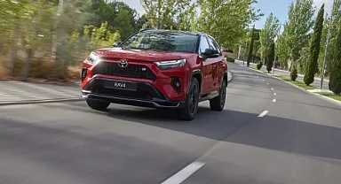 Toyota yeni nesil RAV4'ün dünya prömiyerini gerçekleştirdi