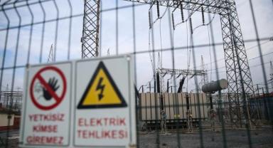 Türkiye'nin elektrik iletim ve dağıtım hatlarında kesintiye neden olacak sorun bulunmuyor