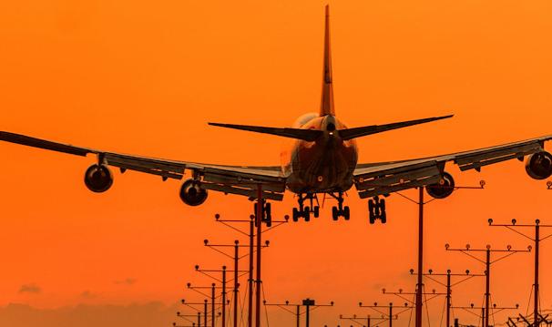 Avustralya'dan kalkan uçak, Orta Doğu'daki gerilim nedeniyle 15 saat havada kalıp geri döndü