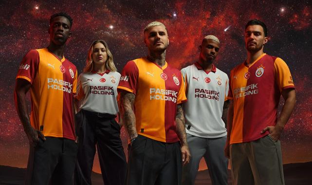 Galatasaray Futbol Takımı'nın yeni sezon formaları tanıtıldı