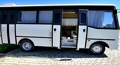 Genç girişimcinin minibüs ve otobüslerden dönüştürdüğü karavanlar dünyayı turluyor