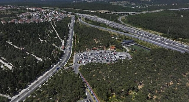 İstanbul'da bayramın üçüncü gününde vatandaşlar sahil ve parklara akın etti